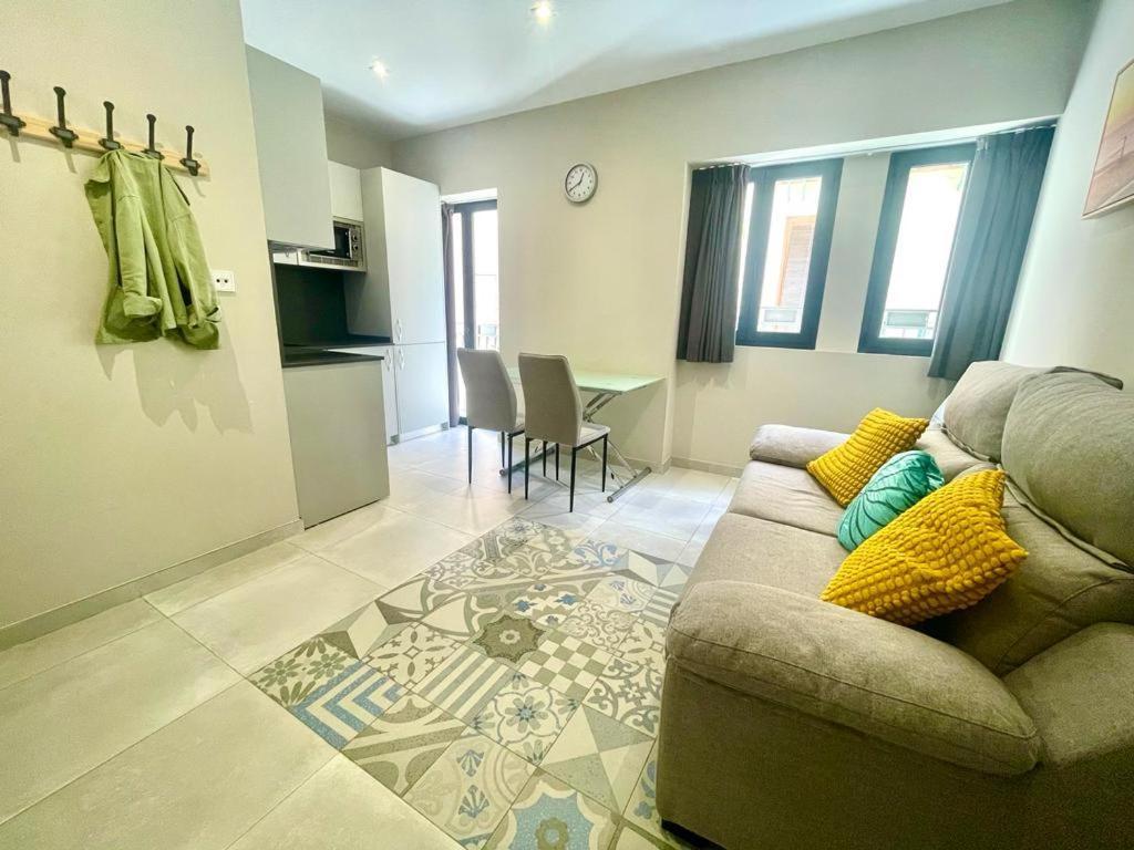 Eva Recommends Soho Alameda Apartment เซบีญา ภายนอก รูปภาพ